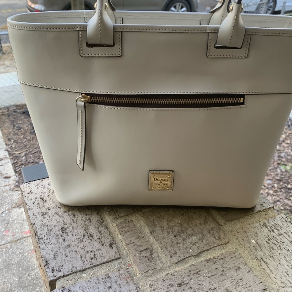 Dooney and Bourke Tote Bag Offwhite